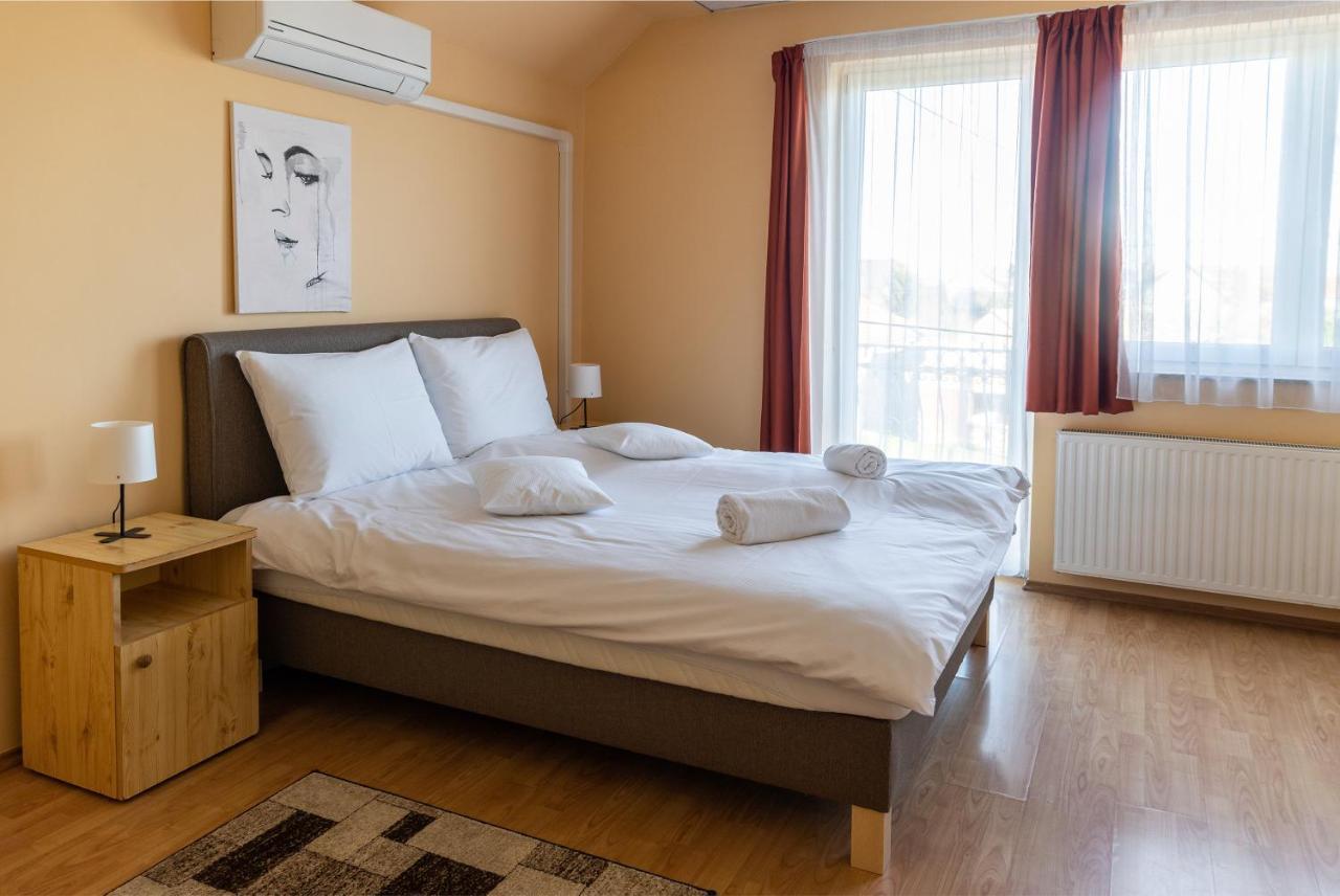 Hotel Betli Panzio à Zalaegerszeg Extérieur photo