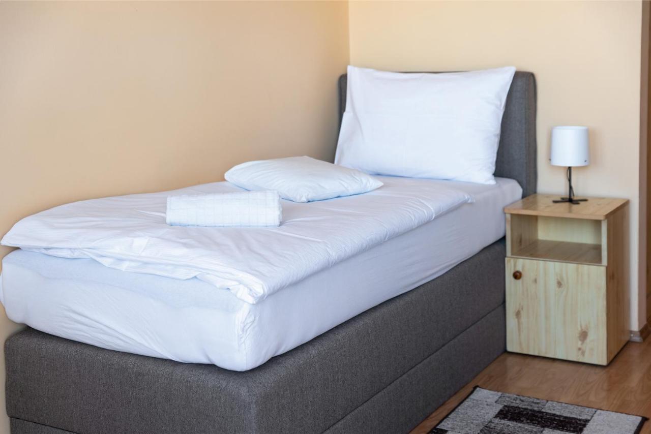 Hotel Betli Panzio à Zalaegerszeg Extérieur photo